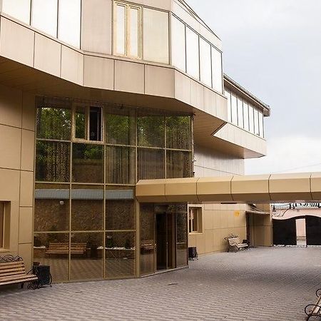 Hotel Imperiya Khmelʼnytsʼkyy Exterior foto